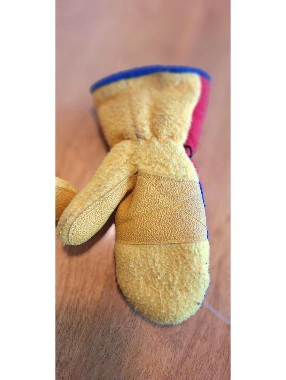 Vtg OshKosh B'Gosh Fleece Youth Mittens Red/Yellow/Blue Colorblock Hook/loop - Picture 4 of 9